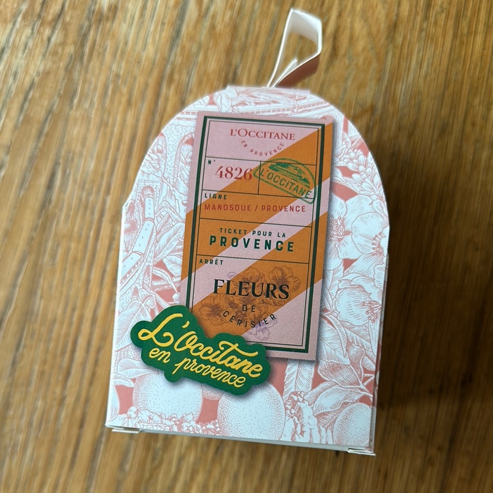 NWT L'Occitane Provence Scented Sachet - Trio of Cherry Blossoms